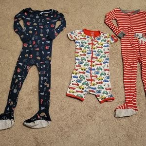 Lot of 3 Boys Carters/Children's place Brand 4t pjs